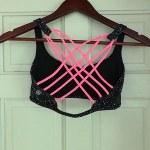 Lululemon Free To Be Bra - Size 6
